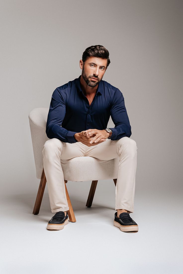 Retrato editorial masculino premium Portrait AI Photo Prompt for Boys